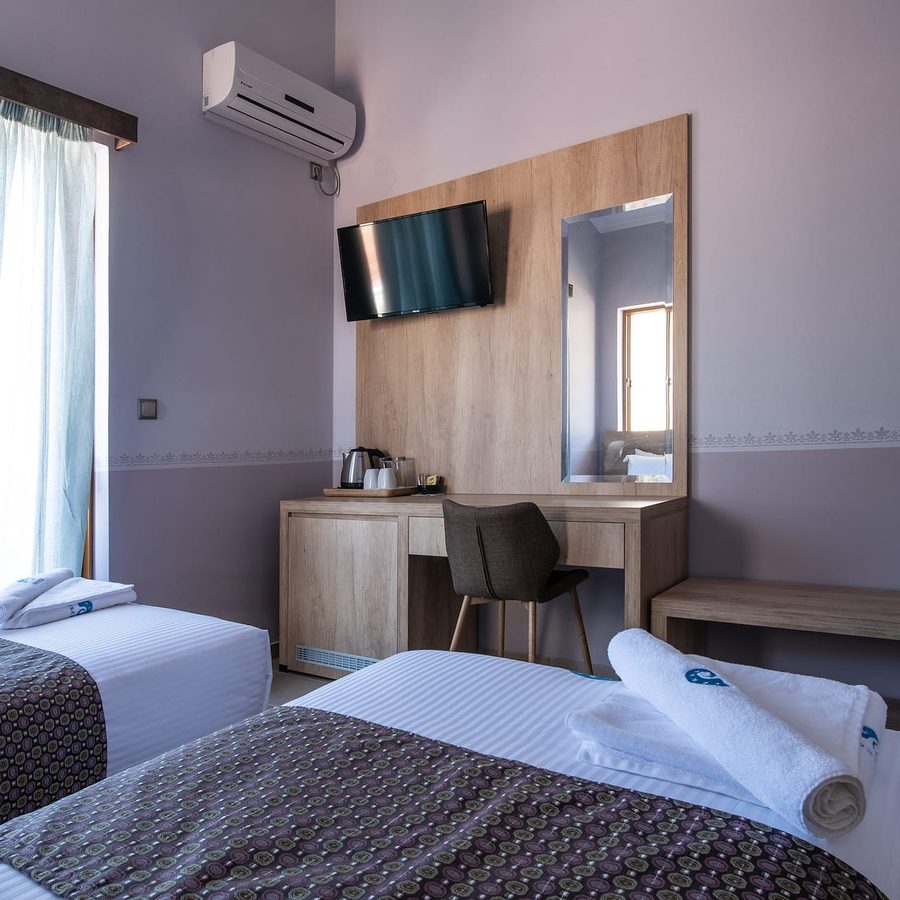 Cyrenia, room